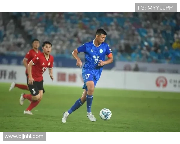 南京足球队实力强劲荣登全国第二名引发热议