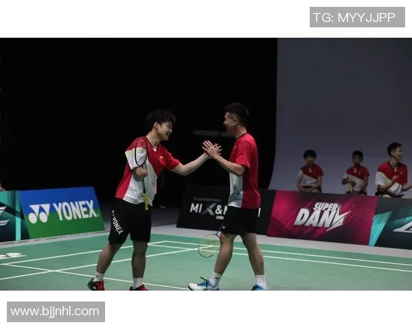 武汉羽毛球队加速转型探索新纪元引发热议与关注